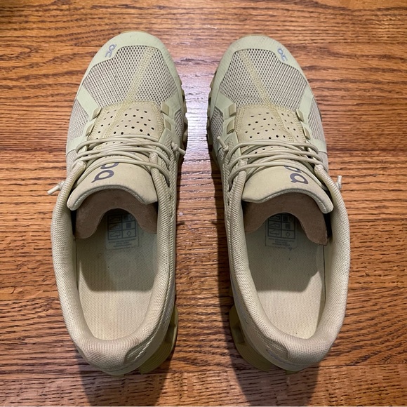 On Cloud Women’s Shoes in Glade Citron with Box - Picture 7 of 16